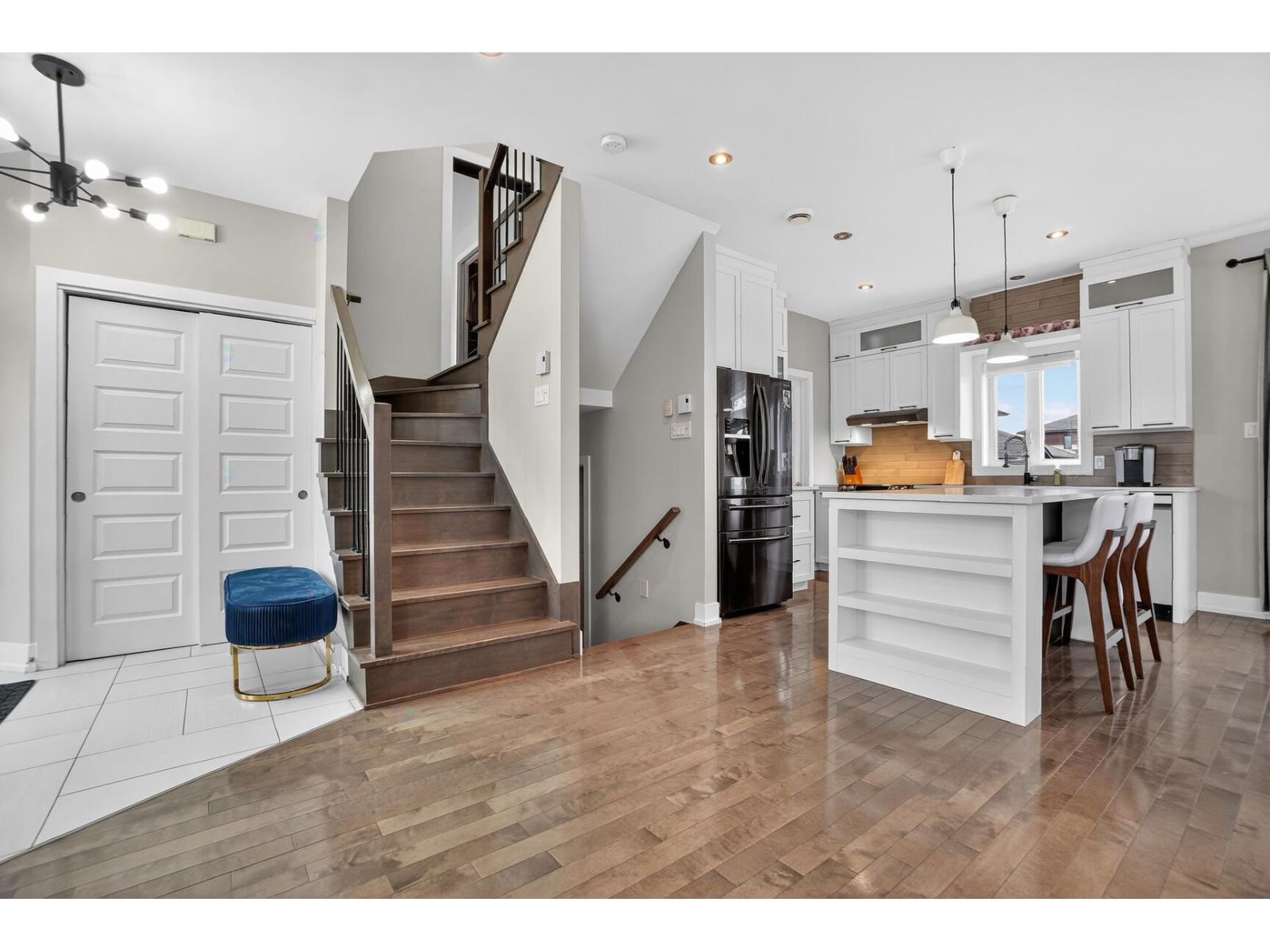 1404 Av. des Jardins Saint-Rémi Quebec Canada J0L2L0 5