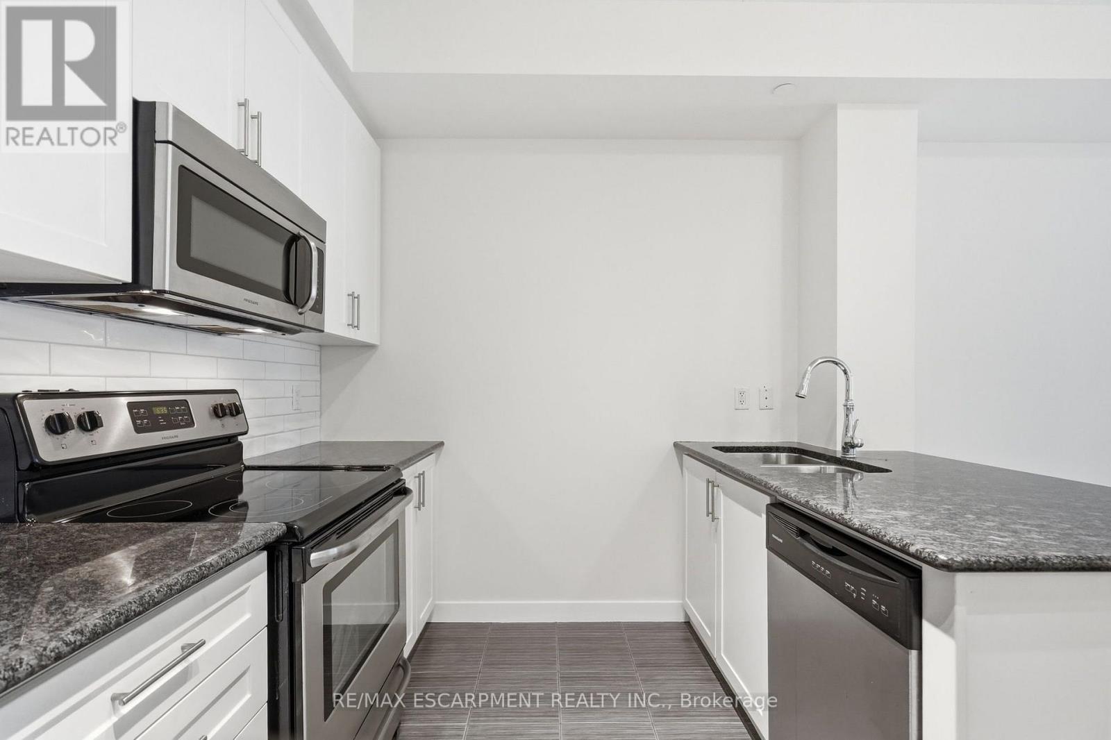 201 - 90 Charlton Avenue W, Hamilton, Ontario  L8P 0B4 - Photo 10 - X13691642