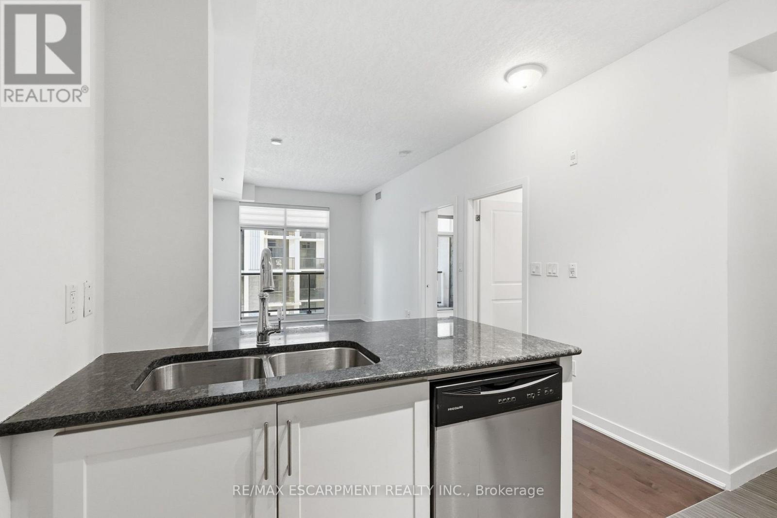 201 - 90 Charlton Avenue W, Hamilton, Ontario  L8P 0B4 - Photo 12 - X13691642
