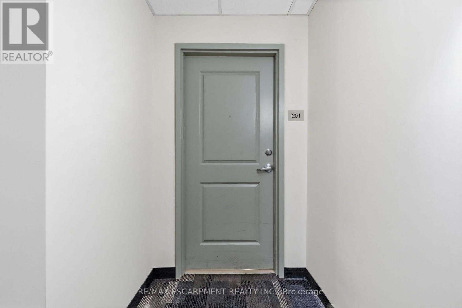 201 - 90 Charlton Avenue W, Hamilton, Ontario  L8P 0B4 - Photo 4 - X13691642