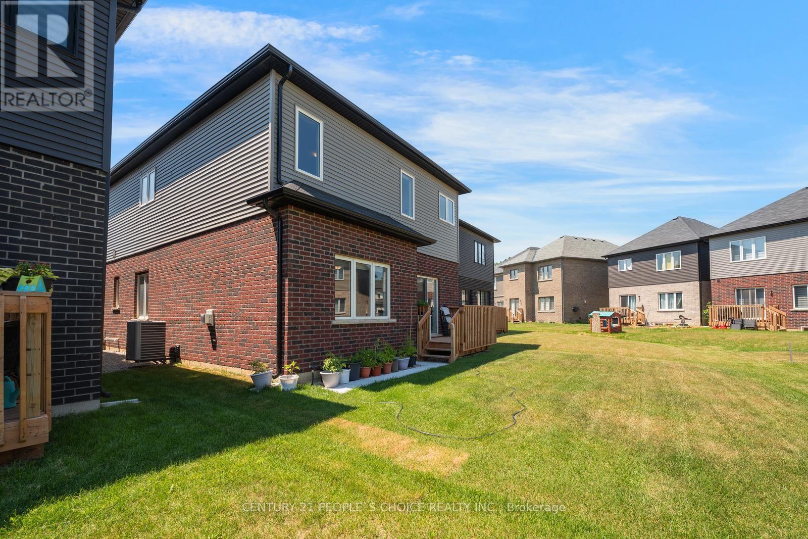 8 Ingalls Avenue, Brantford, Ontario  N3V 0B7 - Photo 50 - X13691710