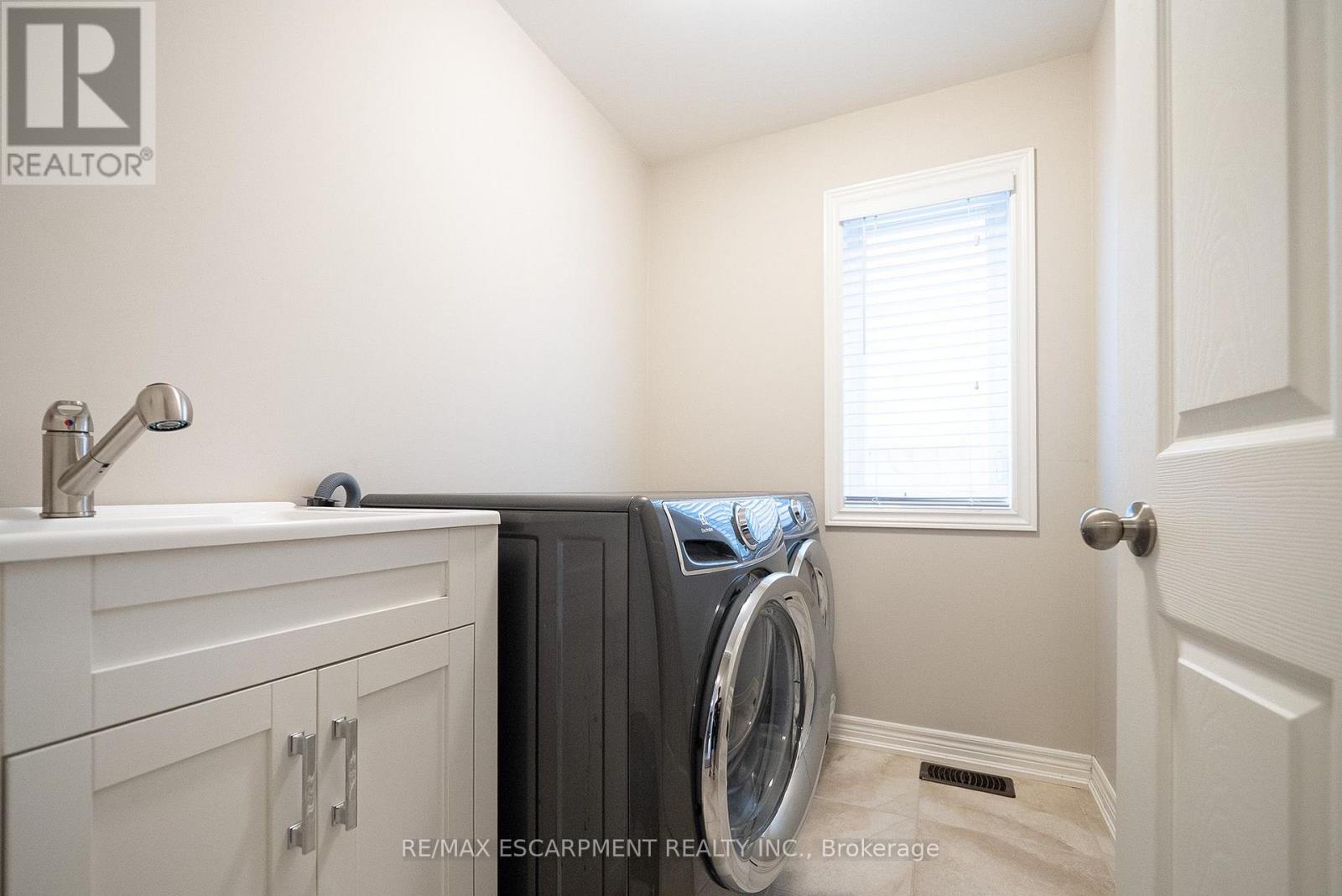 169 Mcguiness Drive, Brantford, Ontario  N3T 0B5 - Photo 9 - X13691876