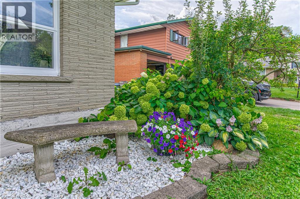 104 Springbank Crescent, Kitchener, Ontario  N2M 4P7 - Photo 5 - 40855692