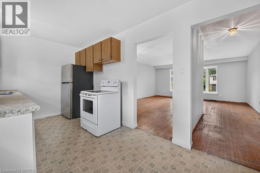 5371 Riverside Drive, Burlington, Ontario  L7L 3X9 - Photo 14 - 40856171