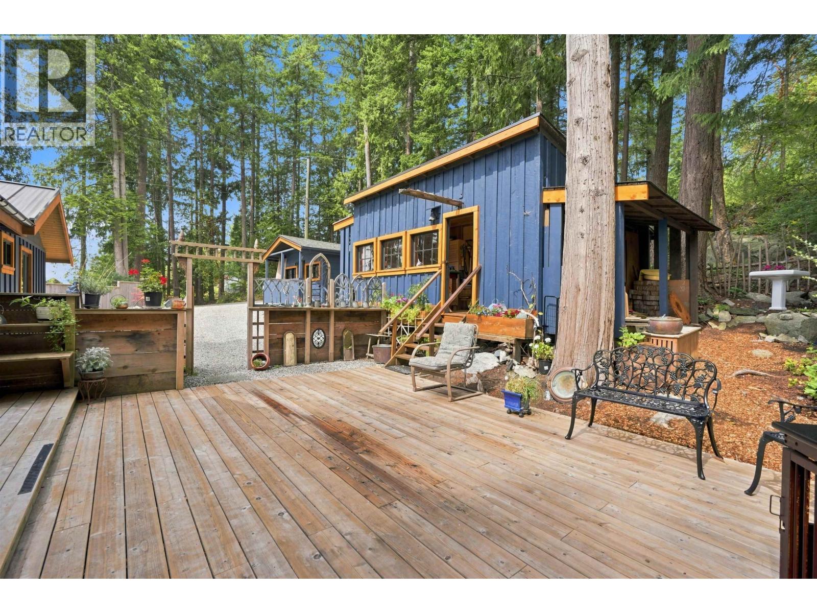 9219 Hydaway Road, Halfmoon Bay, British Columbia  V7Z 1B4 - Photo 29 - R3156138