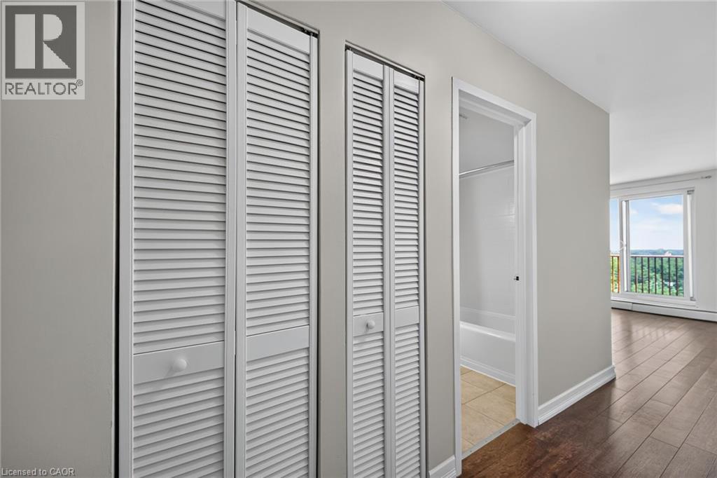 141 Catharine Street S Unit# 1004, Hamilton, Ontario  L8N 2J7 - Photo 20 - 40854422