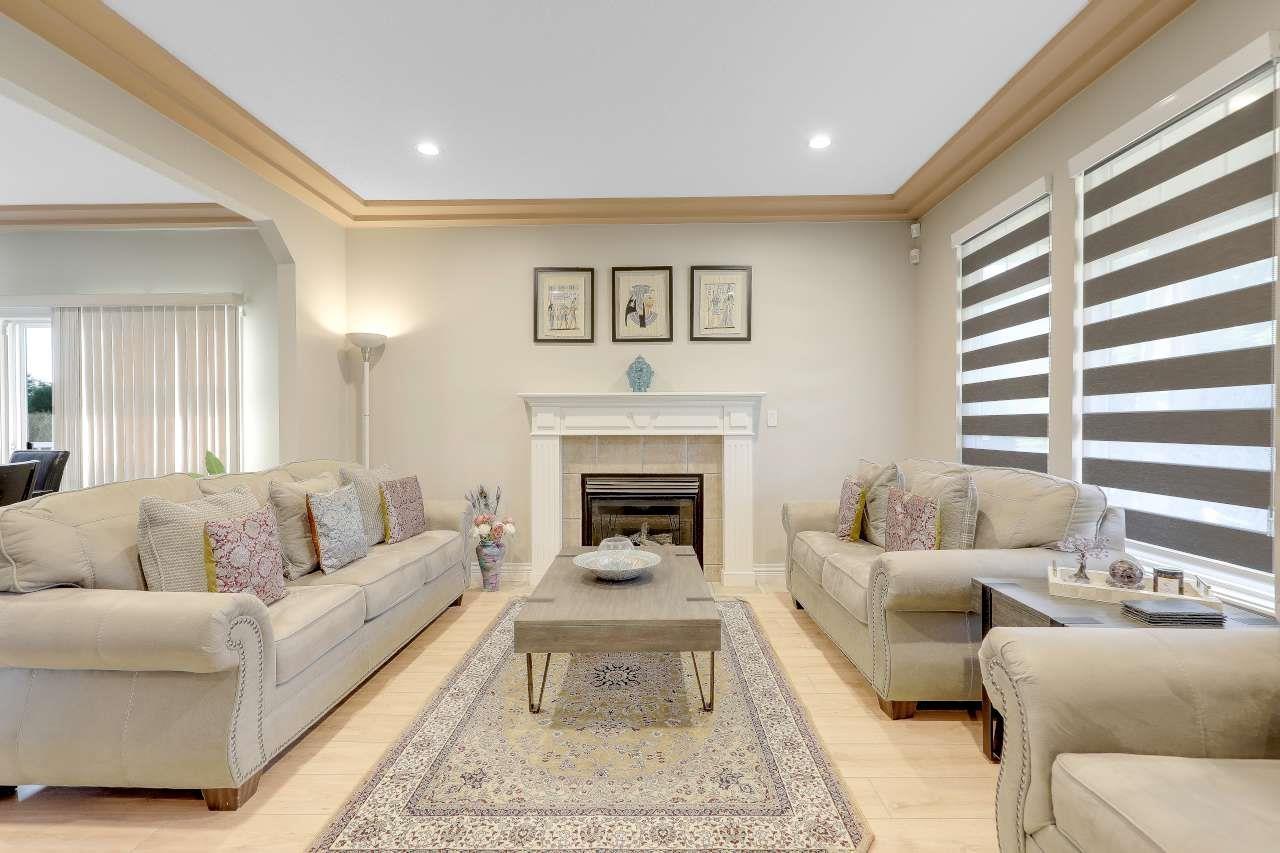 33834 Grewall Crescent, Mission, British Columbia V2V 7B6 - Photo 2 - R3157029