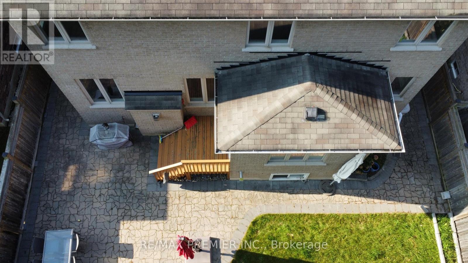 67 Cappella Drive, Vaughan, Ontario  L4H 0X3 - Photo 3 - N13691862