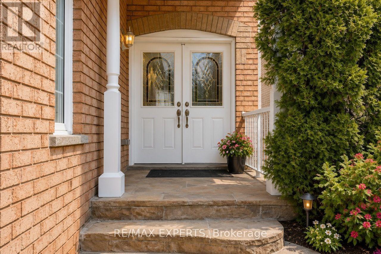 62 Colonial Crescent, Richmond Hill, Ontario  L4E 3X3 - Photo 8 - N13543086