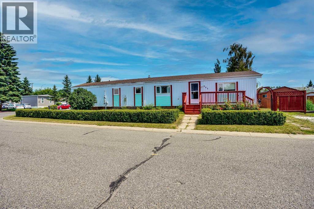 903 Briar Crescent, Strathmore, Alberta  T1P 1B2 - Photo 2 - A2330480