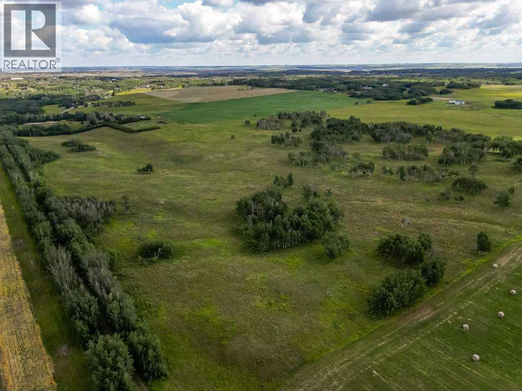 261126 Range Road 33, Rural Rocky View County, Alberta  T4C 0G6 - Photo 10 - A2334195