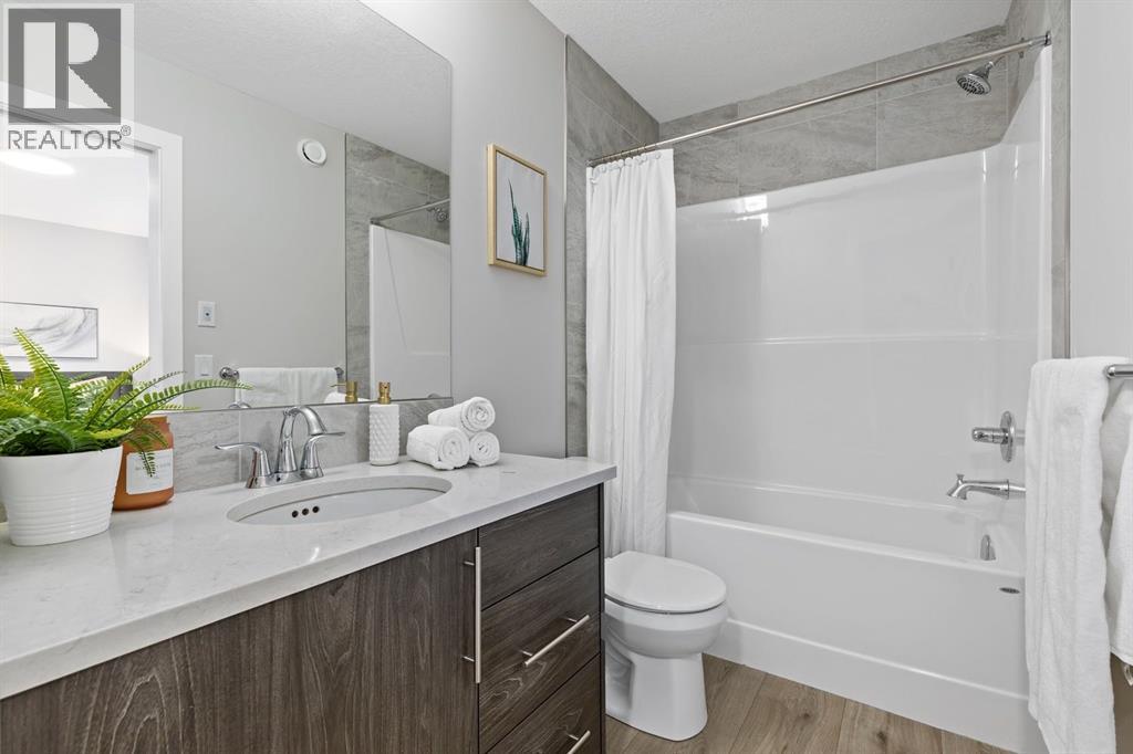 943 Legacy Circle SE, Calgary, Alberta  T2Z 5Z7 - Photo 11 - A2338345