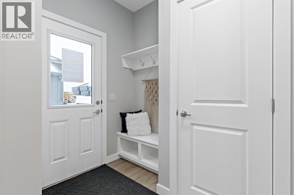 943 Legacy Circle SE, Calgary, Alberta  T2Z 5Z7 - Photo 8 - A2338345