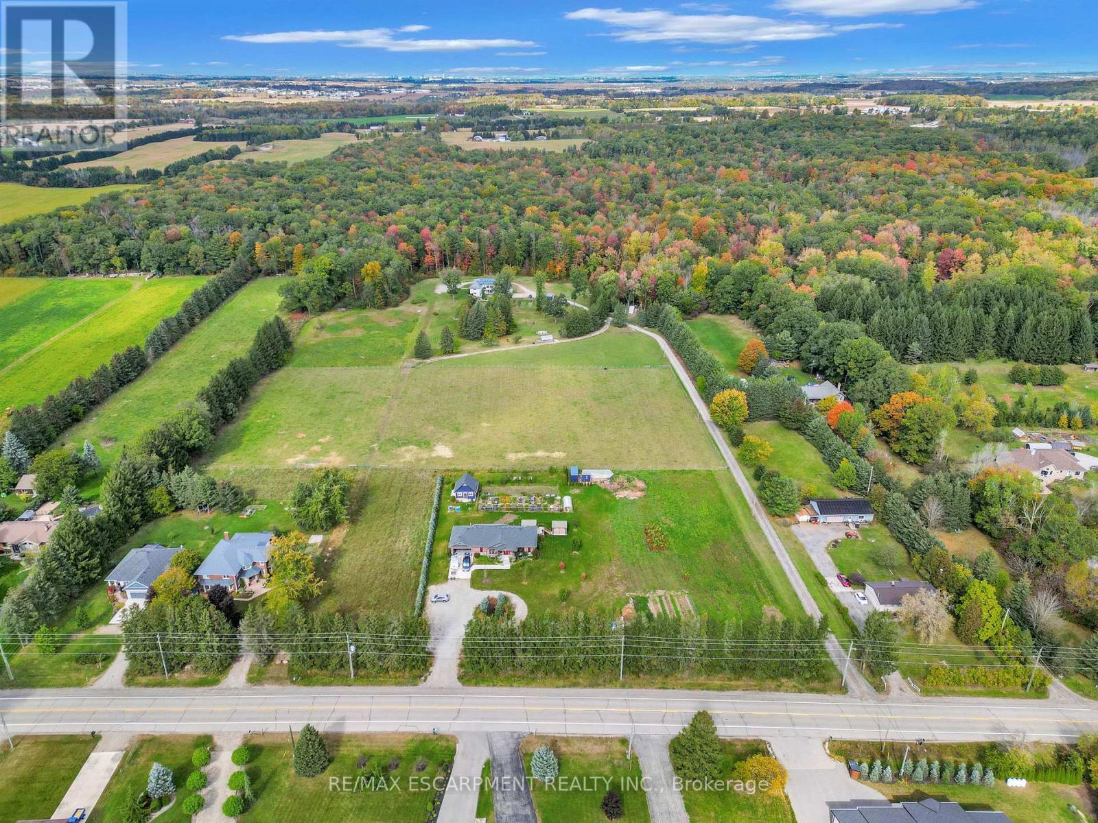 1392 Wrigley Road, North Dumfries, Ontario  N0B 1E0 - Photo 2 - X13095760