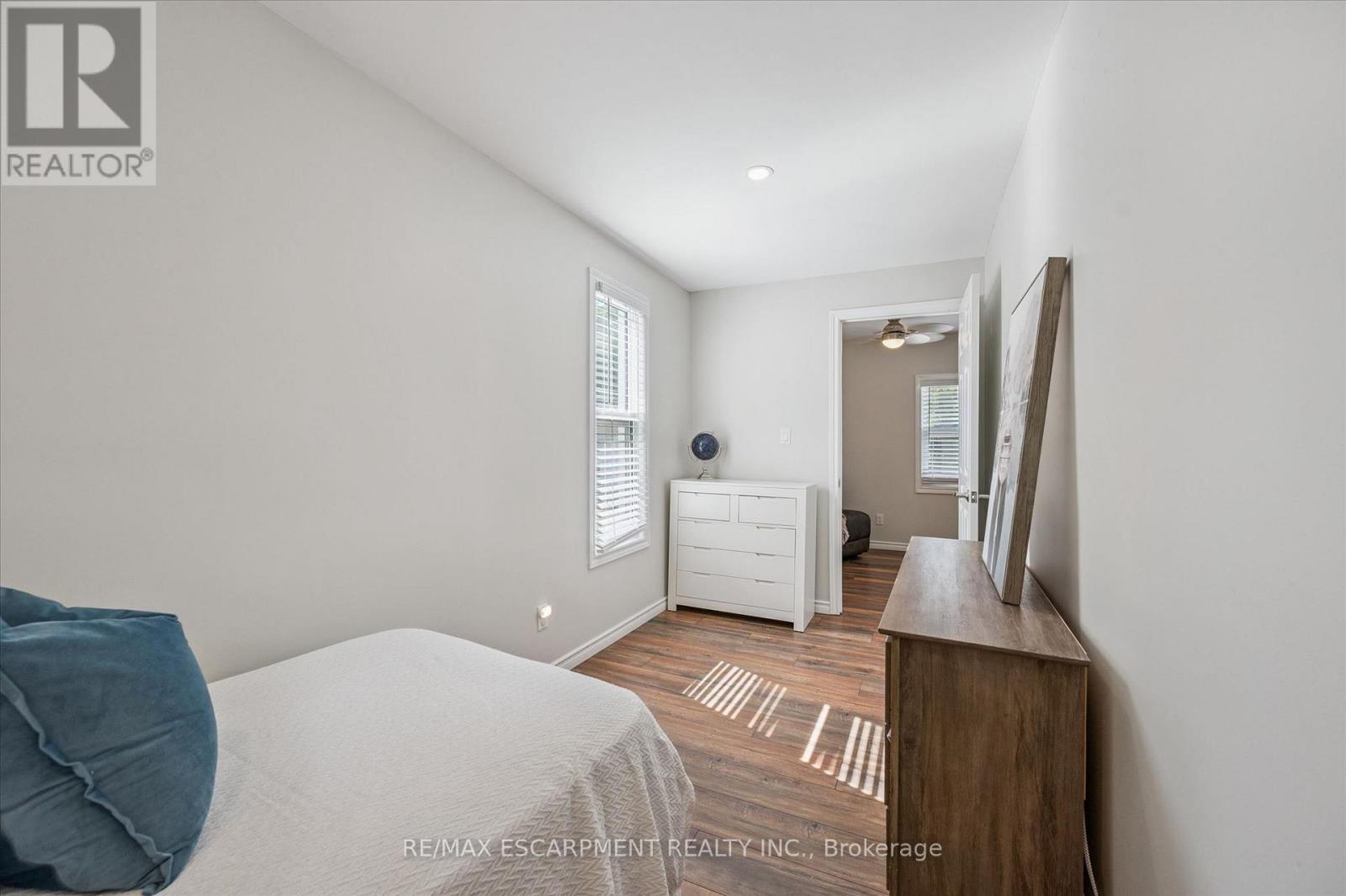 8 Cross Street, Brant, Ontario  N3L 1Z7 - Photo 21 - X13456764