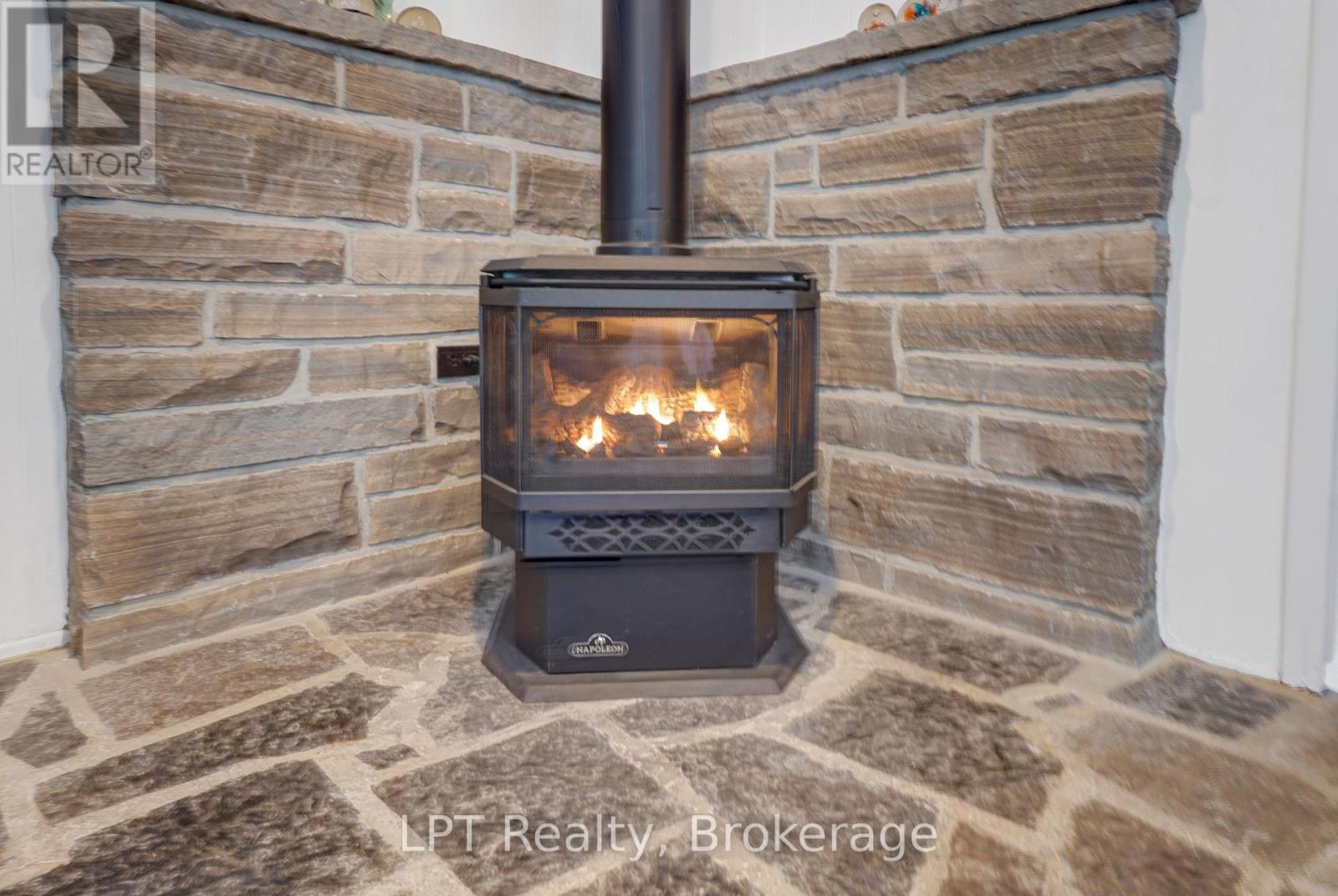 158 Stokes Bay Road, Northern Bruce Peninsula, Ontario  N0H 1W0 - Photo 32 - X13171922
