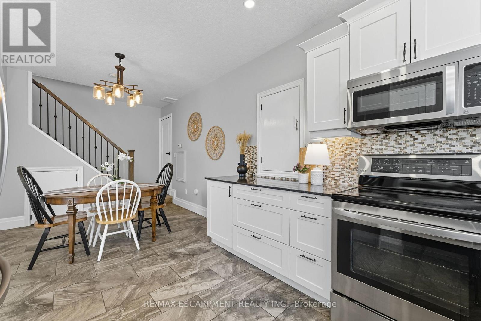 1392 Wrigley Road, North Dumfries, Ontario  N0B 1E0 - Photo 36 - X13095760