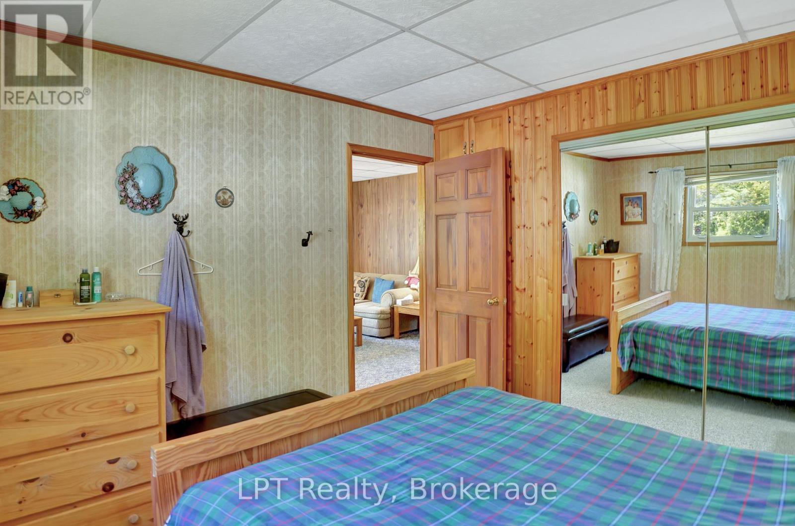 621 Huron Road, South Bruce Peninsula, Ontario  N0H 2T0 - Photo 21 - X13210826