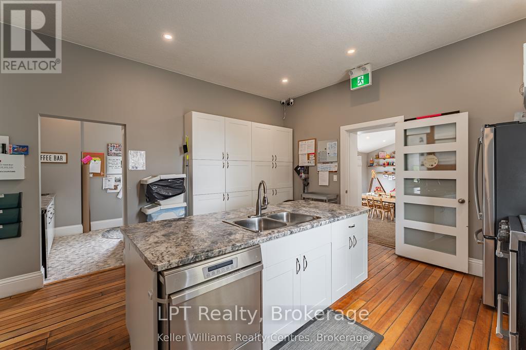 569 Catherine Street, Saugeen Shores, Ontario  N0H 2C1 - Photo 28 - X13247170