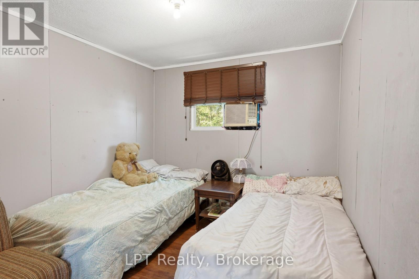 14 Sog-Je-Wa-Sa Drive, Native Leased Lands, Ontario  N0H 2G0 - Photo 20 - X13544374