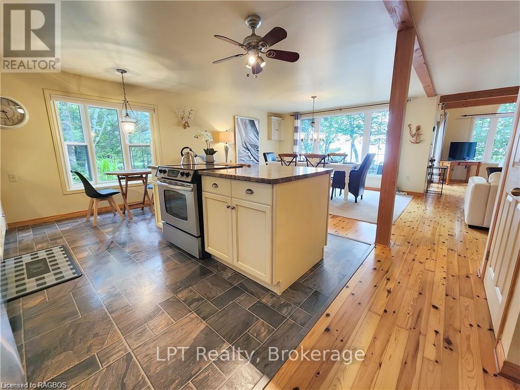 303 Isthmus Bay Road, Northern Bruce Peninsula, Ontario  N0H 1W0 - Photo 10 - X13561844