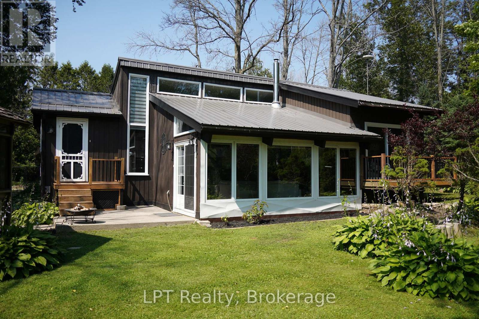 3 Cardinal Avenue, South Bruce Peninsula, Ontario  N0H 2T0 - Photo 5 - X13571266