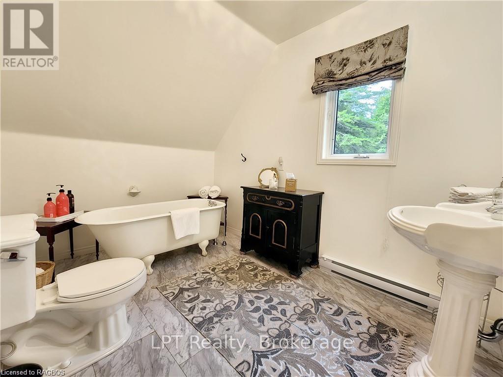 303 Isthmus Bay Road, Northern Bruce Peninsula, Ontario  N0H 1W0 - Photo 26 - X13561844