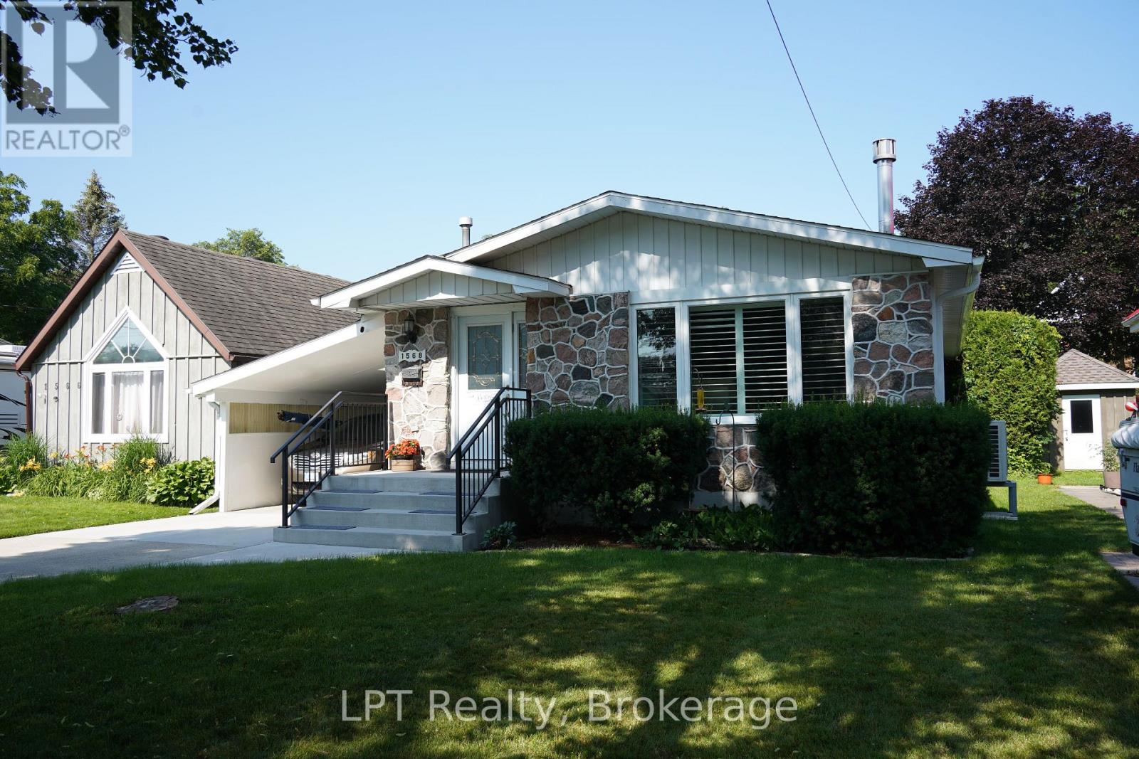 1568 5th Avenue, Owen Sound, Ontario  N4K 5B5 - Photo 1 - X13584574