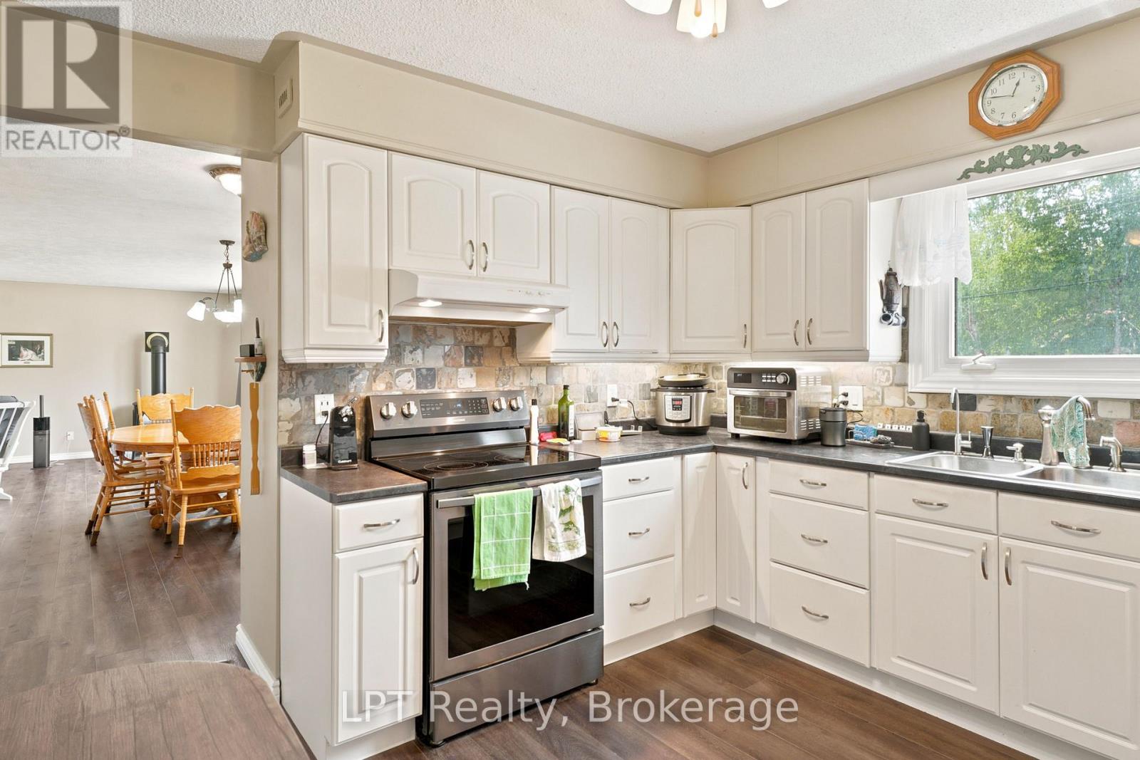 458 Princess Street, Georgian Bluffs, Ontario  N0H 2K0 - Photo 22 - X13608470