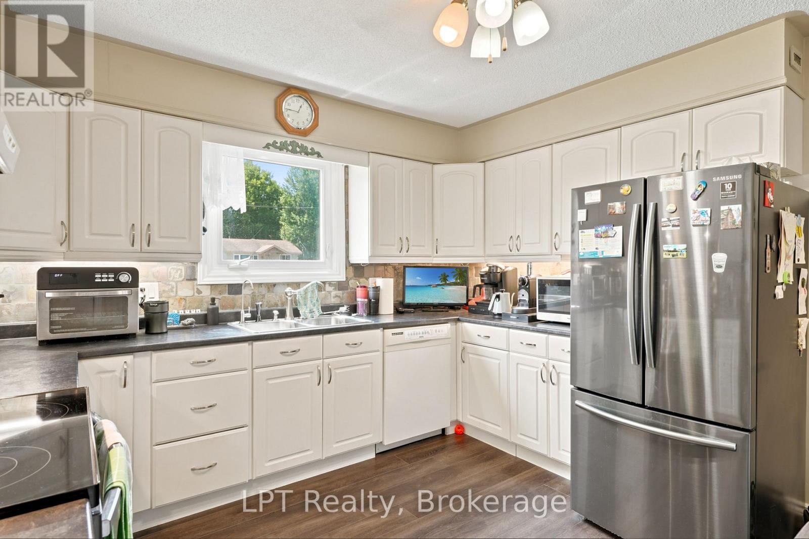 458 Princess Street, Georgian Bluffs, Ontario  N0H 2K0 - Photo 20 - X13608470