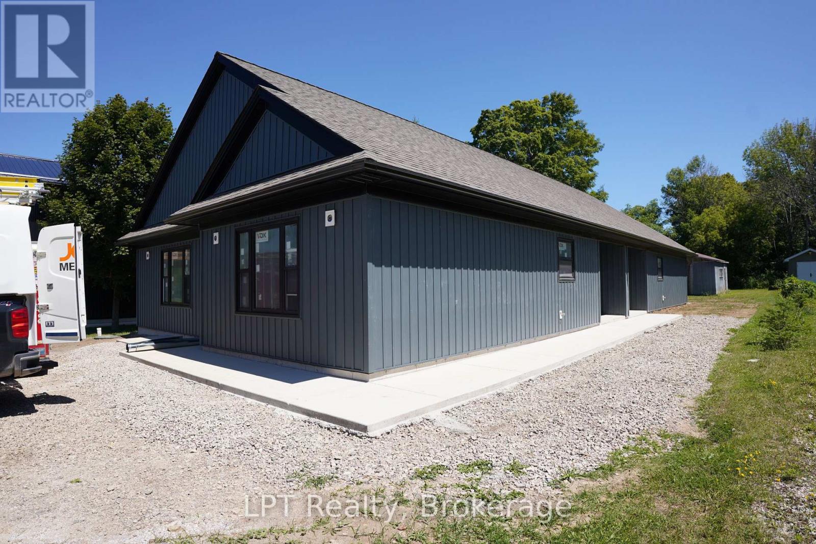 665 Watson Street, South Bruce Peninsula, Ontario  N0H 2T0 - Photo 1 - X13641590