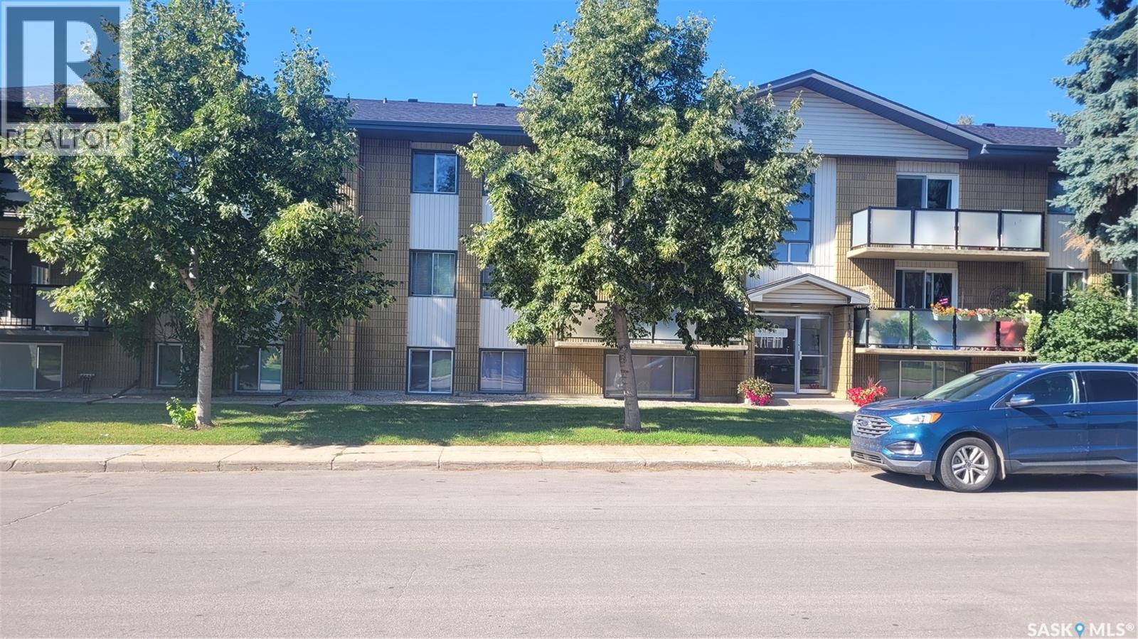 4 111 St Lawrence Crescent, Saskatoon, Saskatchewan  S7K 1H3 - Photo 2 - SK045980