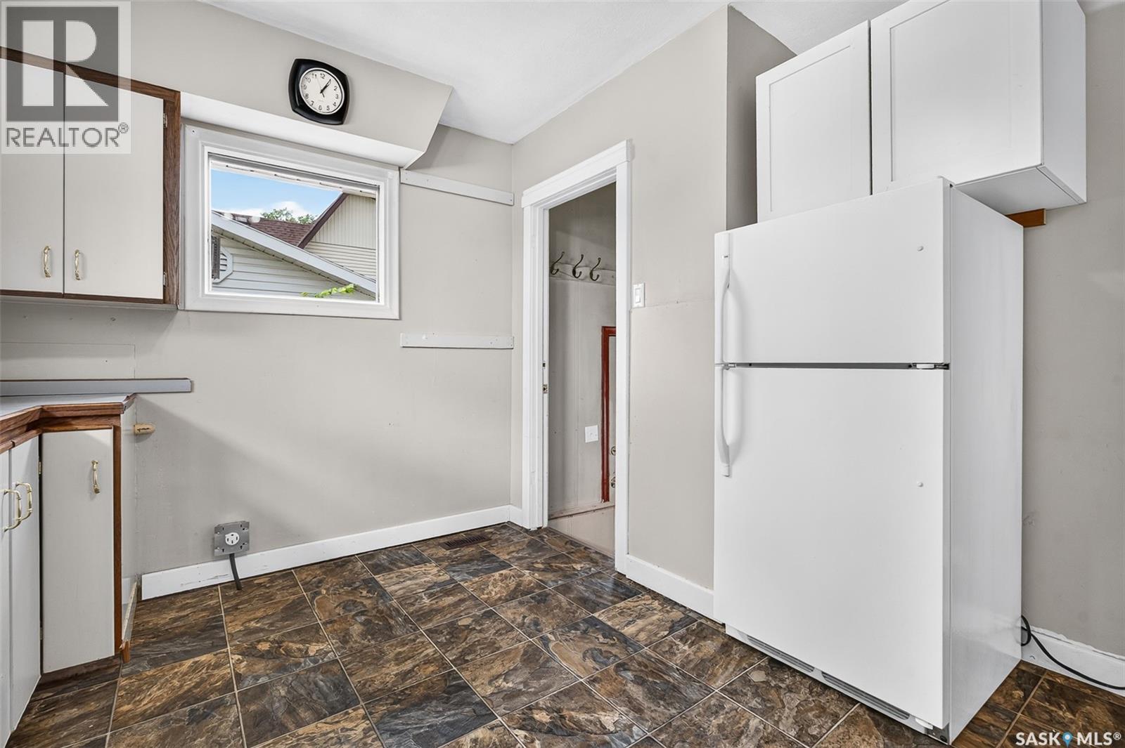 1054 Stadacona Street W, Moose Jaw, Saskatchewan  S6H 2B2 - Photo 19 - SK045965
