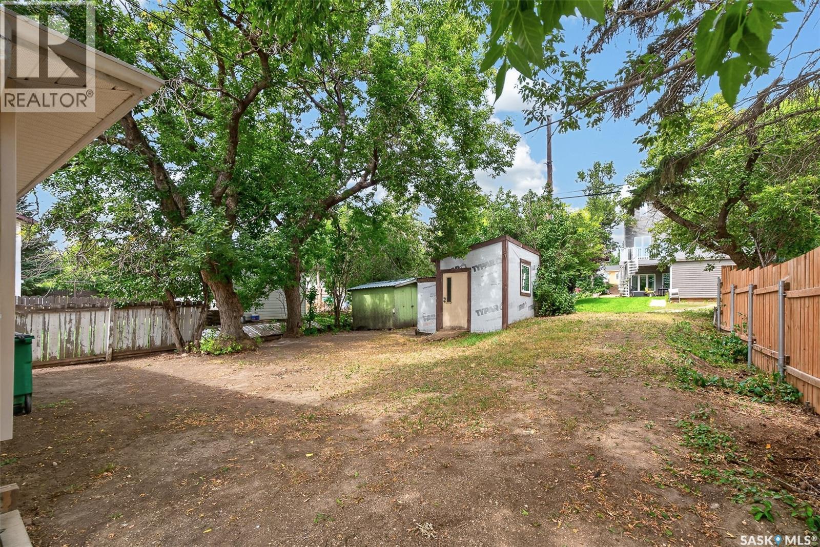 1054 Stadacona Street W, Moose Jaw, Saskatchewan  S6H 2B2 - Photo 45 - SK045965