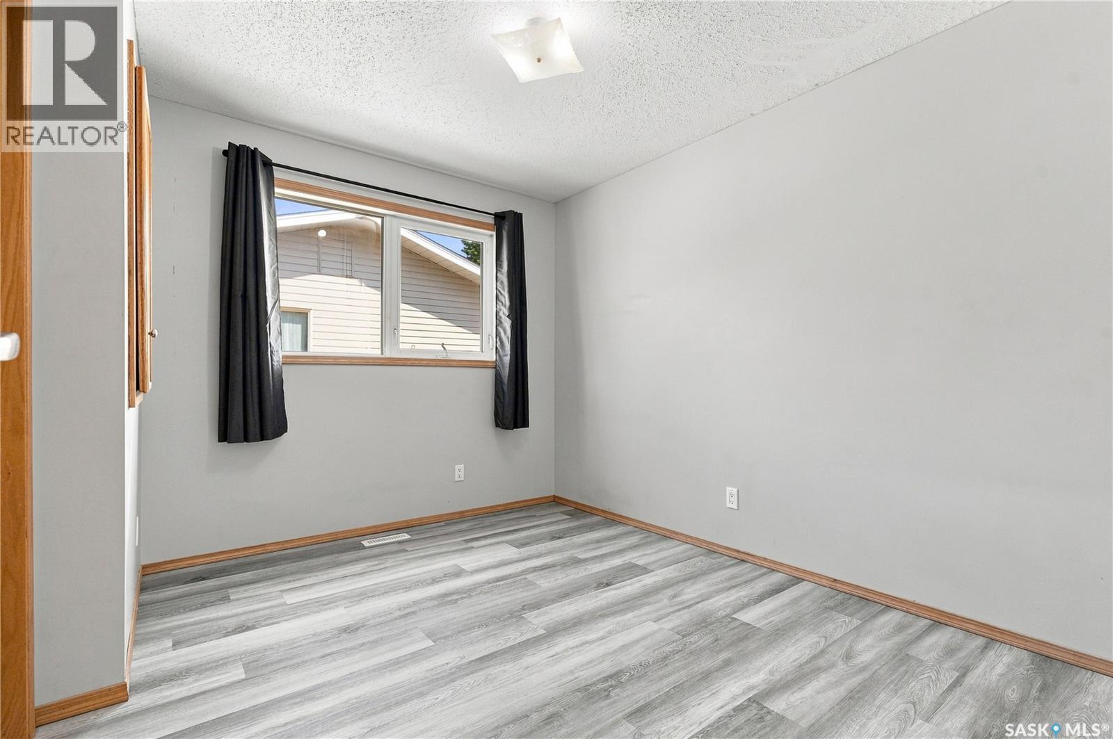 205 Imperial Street, Saskatoon, Saskatchewan  S7H 1Z9 - Photo 16 - SK045955
