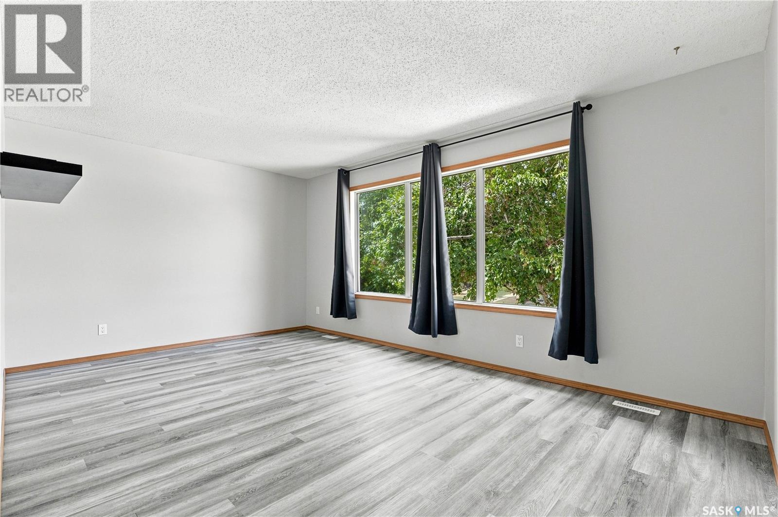 205 Imperial Street, Saskatoon, Saskatchewan  S7H 1Z9 - Photo 4 - SK045955