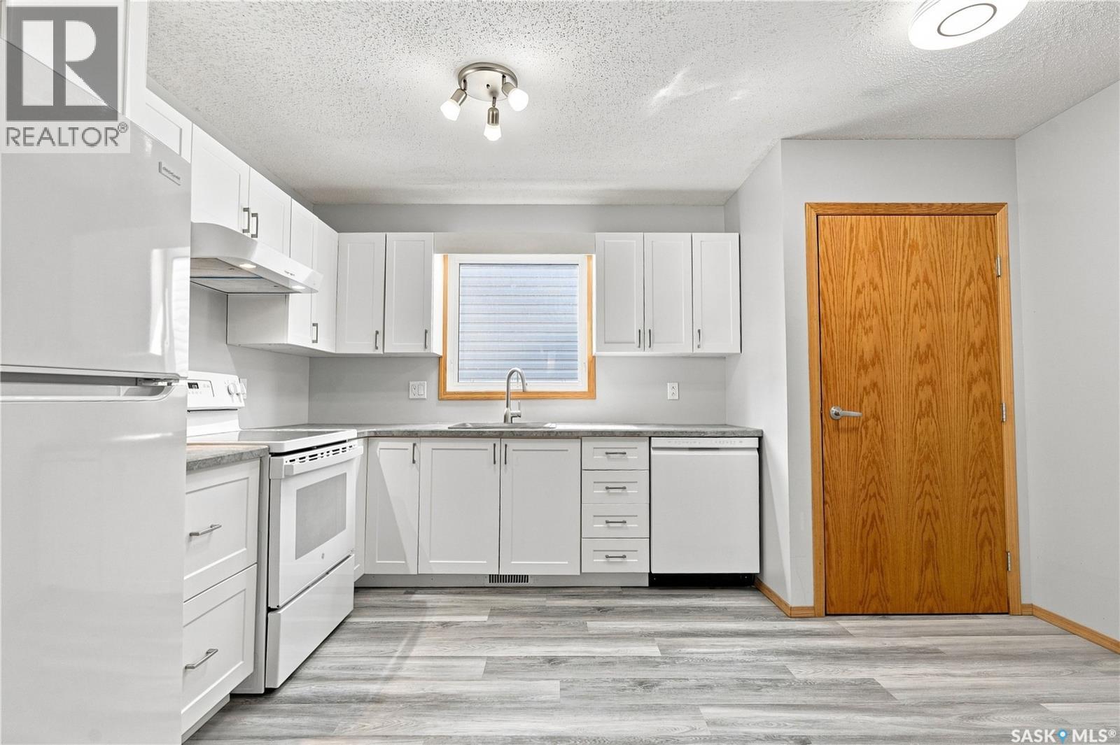 205 Imperial Street, Saskatoon, Saskatchewan  S7H 1Z9 - Photo 9 - SK045955