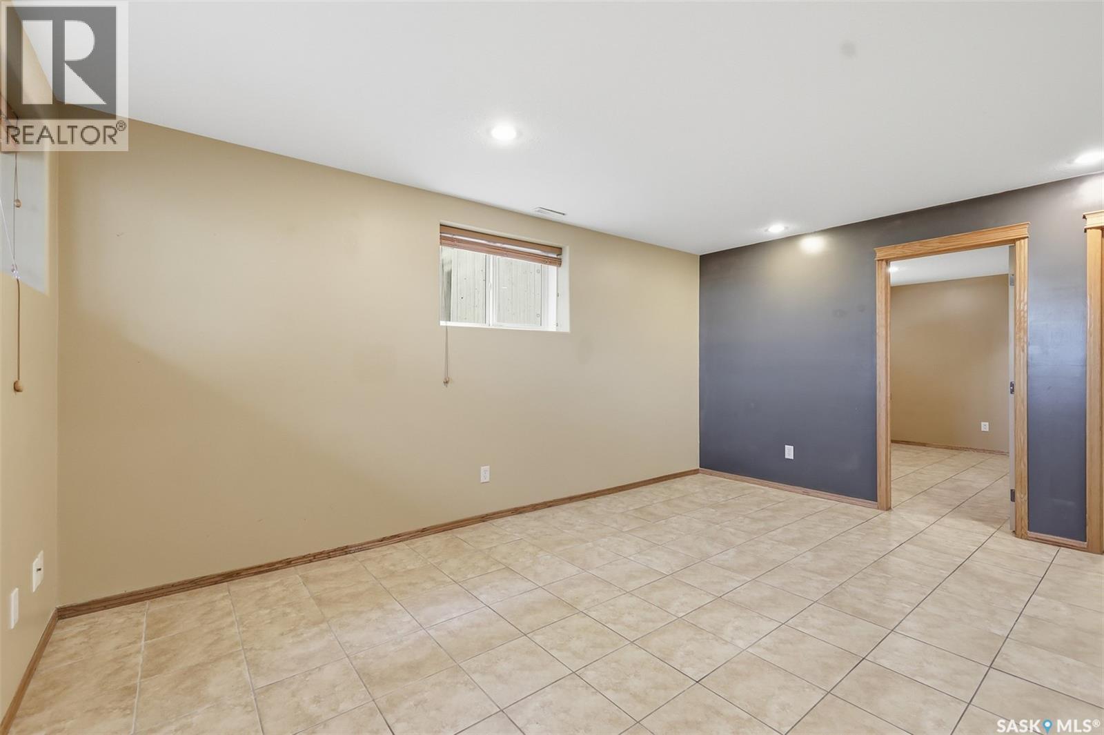 703 Beechmont Lane, Saskatoon, Saskatchewan  S7V 1C9 - Photo 25 - SK045935