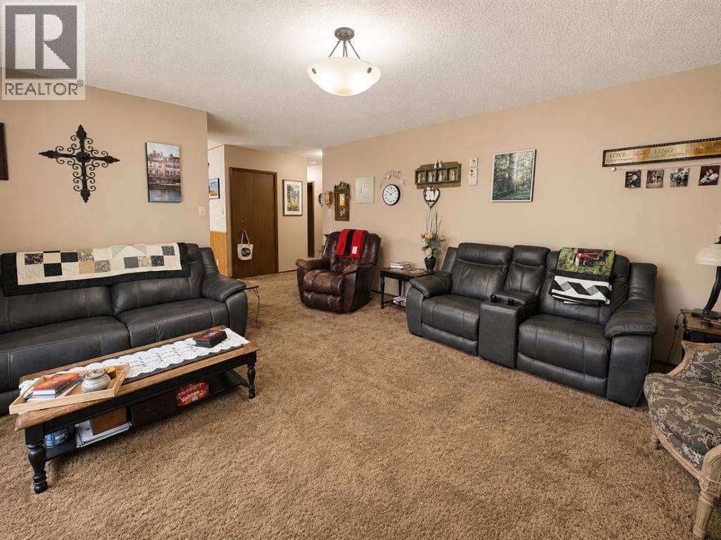 33 Country Lane, Rural Clearwater County, Alberta  T4T 2A3 - Photo 14 - A2337540