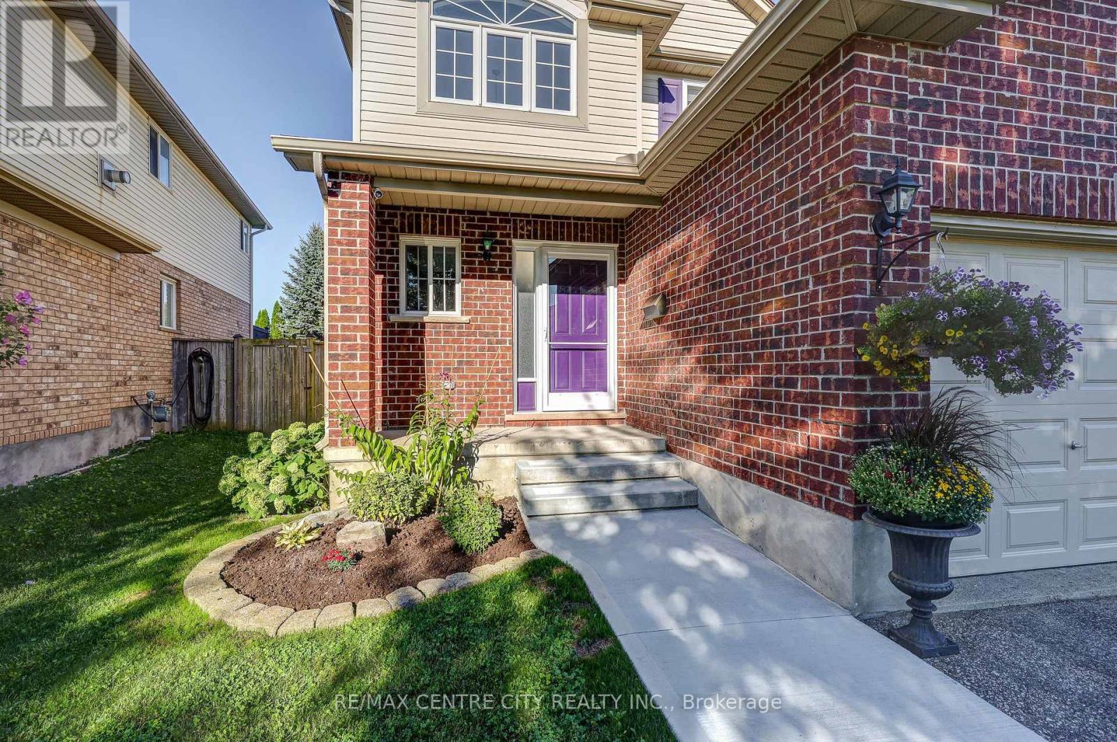 42134 Mcbain Line, Central Elgin, Ontario  N5P 4R1 - Photo 3 - X13691910