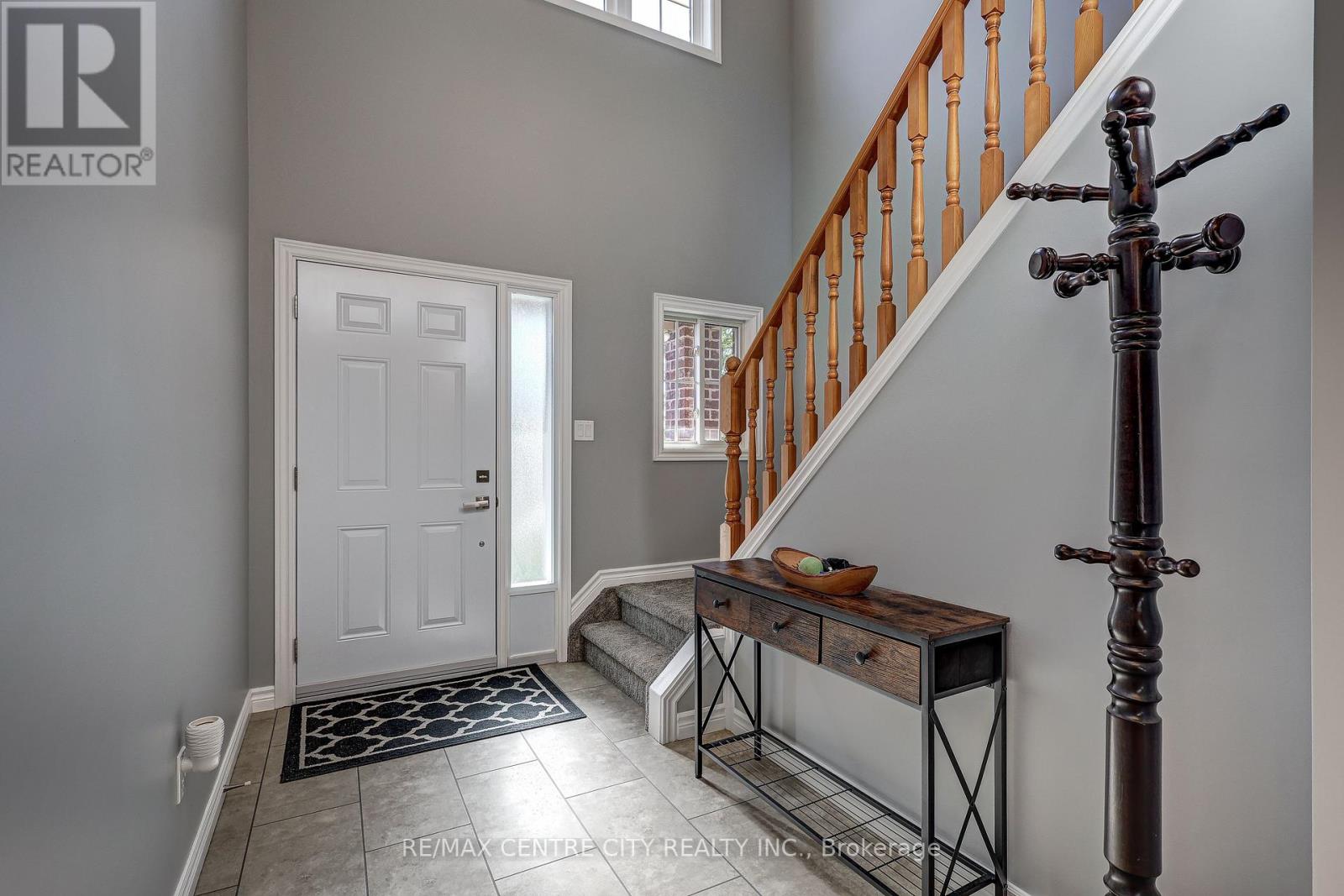 42134 Mcbain Line, Central Elgin, Ontario  N5P 4R1 - Photo 4 - X13691910