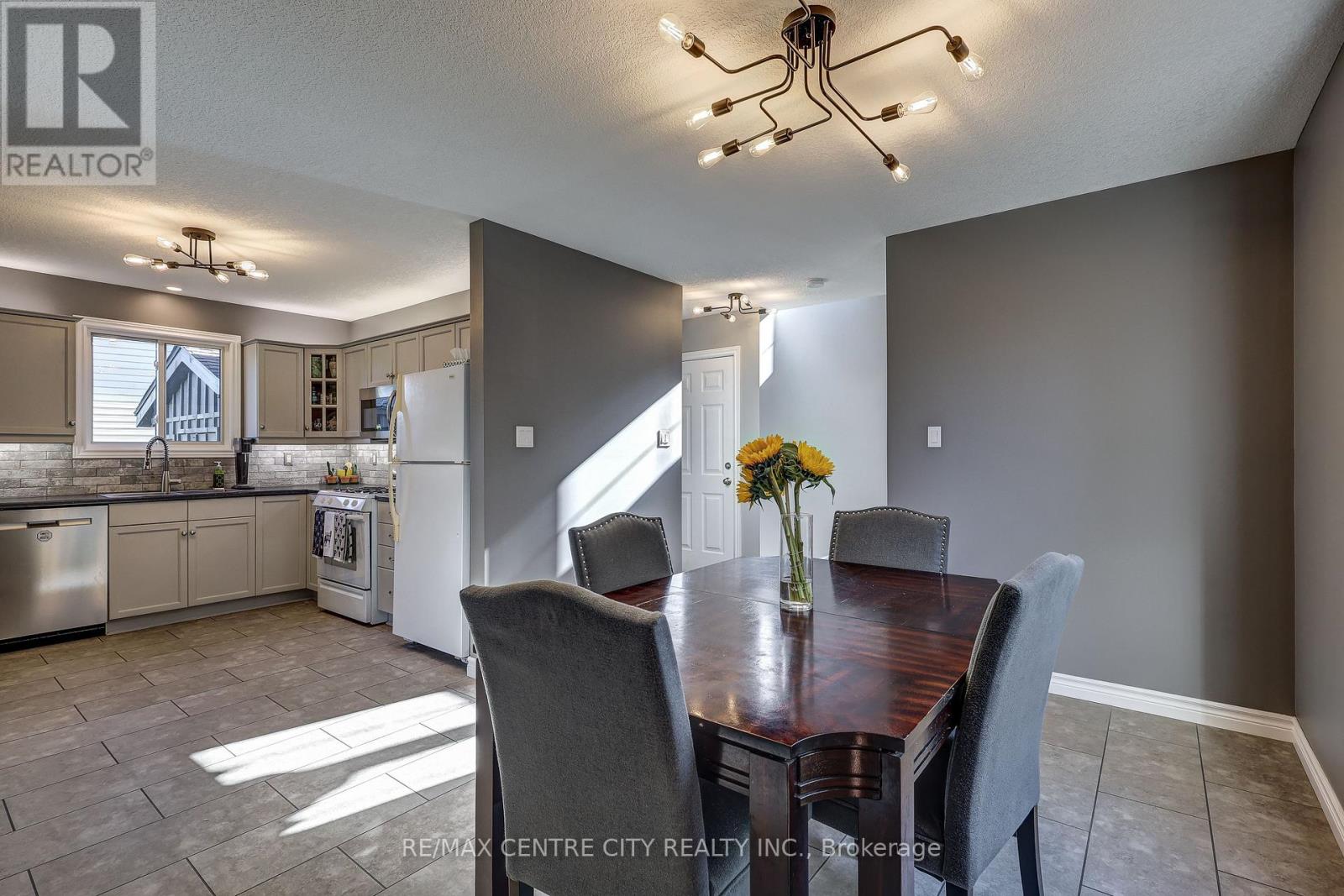 42134 Mcbain Line, Central Elgin, Ontario  N5P 4R1 - Photo 8 - X13691910