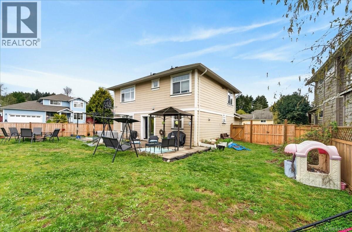 2460 Driftwood Pl, Sooke, British Columbia  V9Z 1H7 - Photo 3 - 1043653