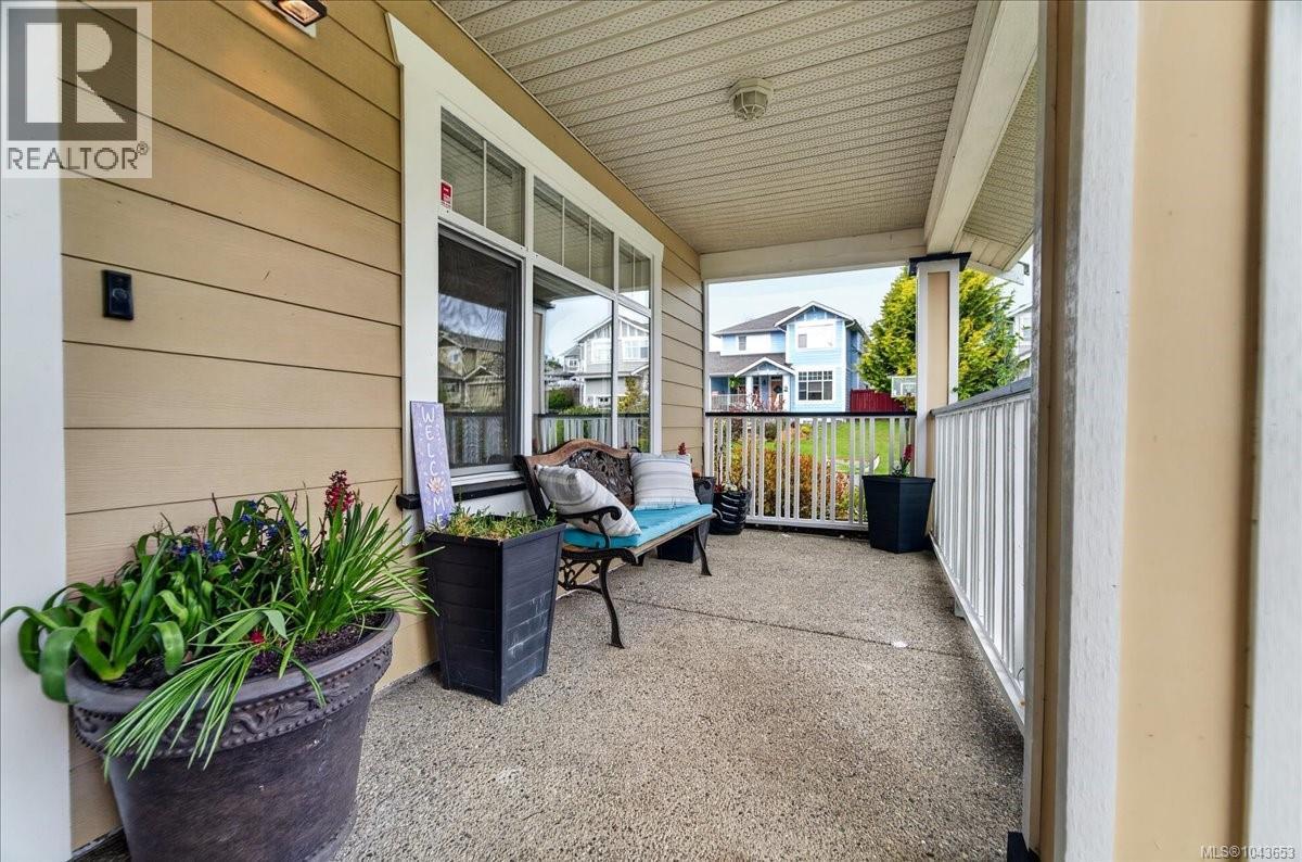 2460 Driftwood Pl, Sooke, British Columbia  V9Z 1H7 - Photo 4 - 1043653