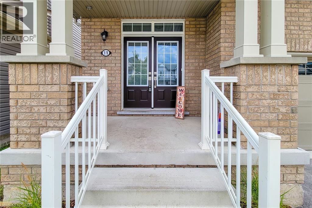 11 Esther Crescent, Thorold, Ontario  L3B 0E9 - Photo 7 - 40856788