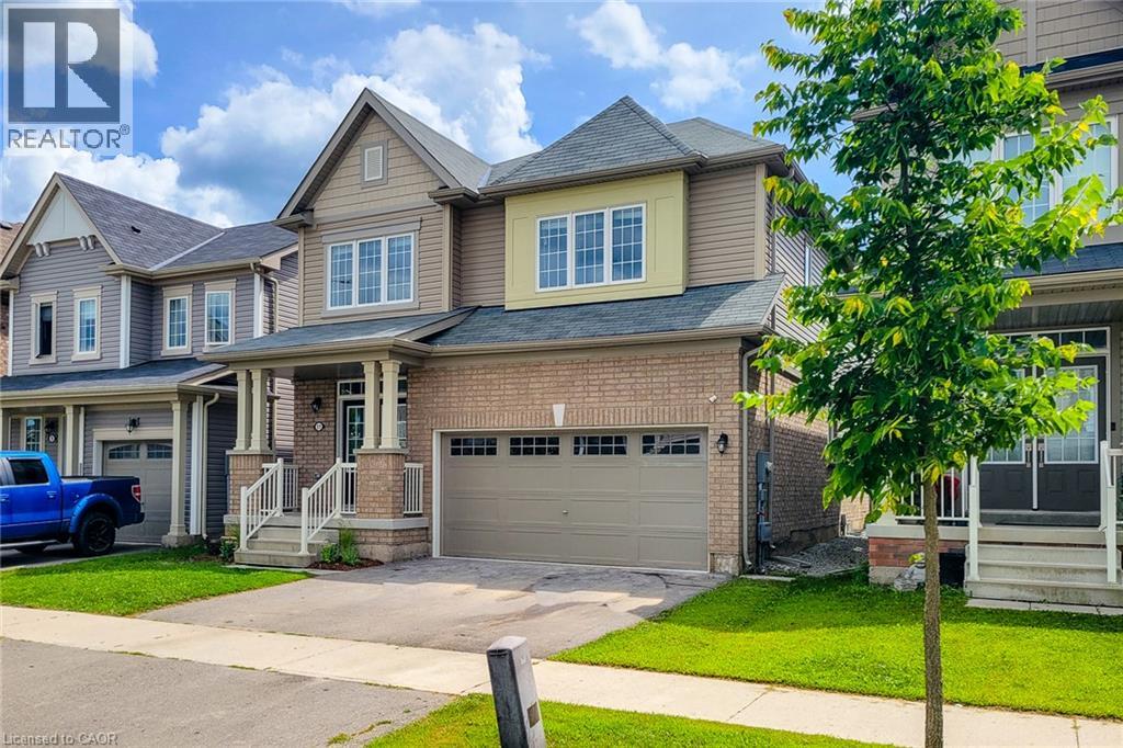 11 ESTHER Crescent, Thorold, Ontario