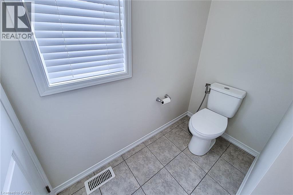 11 Esther Crescent, Thorold, Ontario  L3B 0E9 - Photo 31 - 40856788