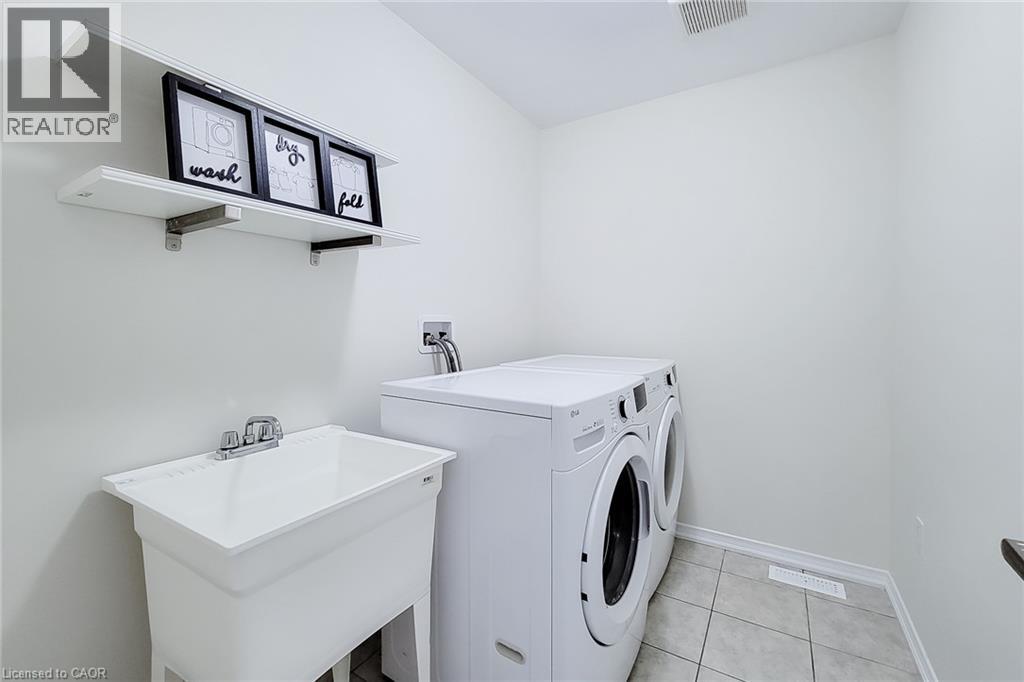 11 Esther Crescent, Thorold, Ontario  L3B 0E9 - Photo 42 - 40856788
