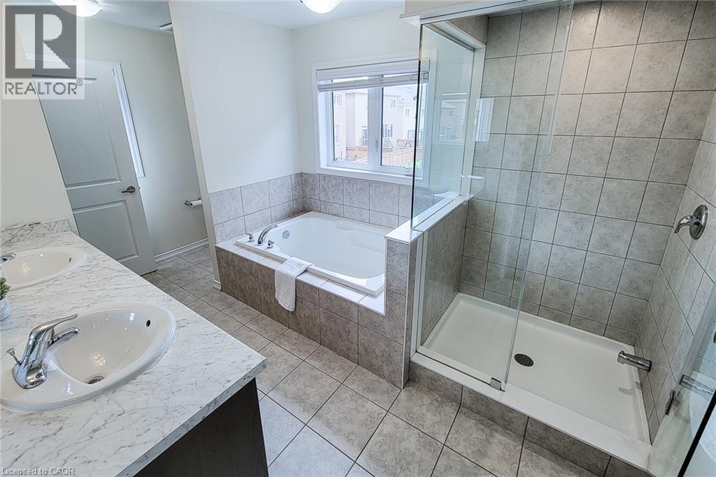 11 Esther Crescent, Thorold, Ontario  L3B 0E9 - Photo 30 - 40856788
