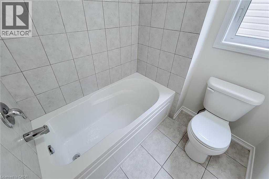 11 Esther Crescent, Thorold, Ontario  L3B 0E9 - Photo 39 - 40856788